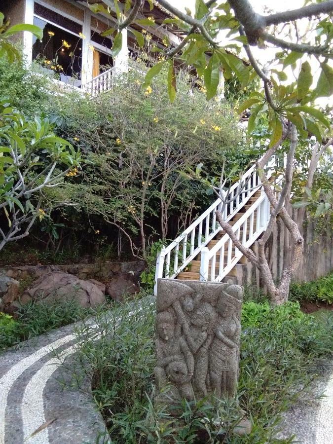 Stairway To Heaven Bungalows And Restaurant Amed  Room photo