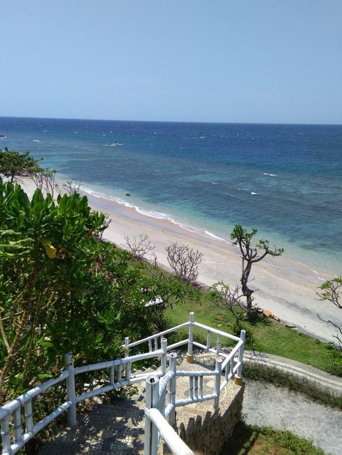 Stairway To Heaven Bungalows And Restaurant Amed  Exterior photo